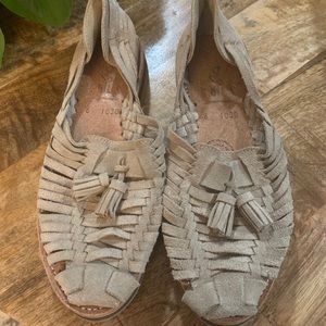 Sols suede tassel shoes